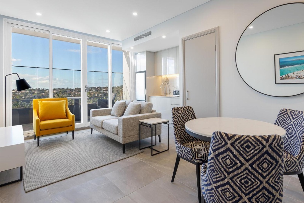 Meriton Suites Bondi Junction Main image